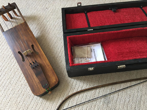 bowed lyre and case